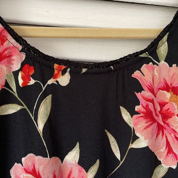 Torrid Tops Bundle, size 1X - Picture 6 of 14